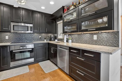 Wow! Great View from Tastefully Renovated Central Boca Top Floor - photo 3