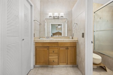 Beautifully updated townhome in the gated community of Discover - photo 16