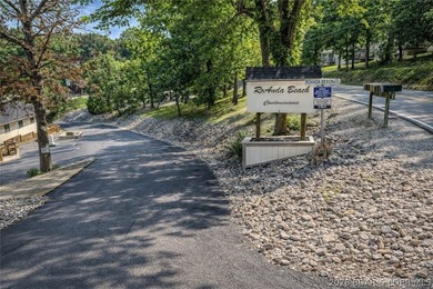 Immaculate and beautifully updated 2-bedroom, 2-bath furnished - photo 18