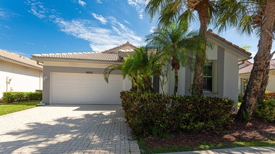 Move-in ready 3-bedroom, 2-bath single-family home in the - photo 1