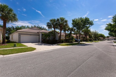 Move-in ready 3-bedroom, 2-bath single-family home in the - photo 2