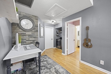 Beautifully updated townhome in the gated community of Discover - photo 23