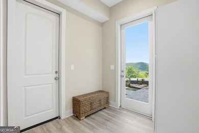 Discover your dream home with breathtaking panoramic long-range - photo 26