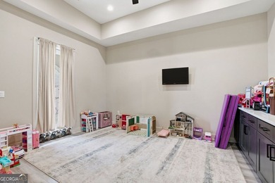 Discover your dream home with breathtaking panoramic long-range - photo 28