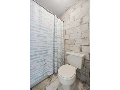Beautifully updated townhome in the gated community of Discover - photo 28