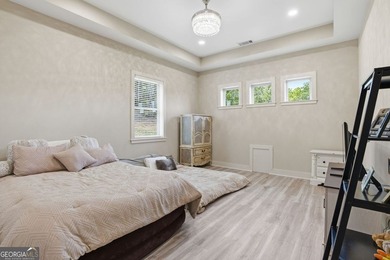 Discover your dream home with breathtaking panoramic long-range - photo 37