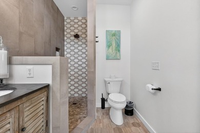 Nestled in the highly sought-after community of Summer's Edge - photo 41