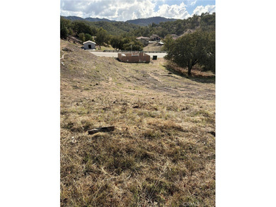 Lake Nacimiento Lot For Sale in Paso Robles California