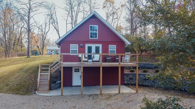 Apple Valley Lake Home For Sale in Howard Ohio