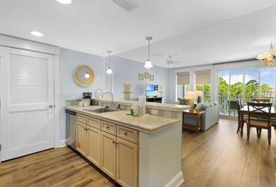 GREAT NEW PRICE!!! TWO-BEDROOM THREE BATH, LOCK-OUT STUDIO ON - photo 2