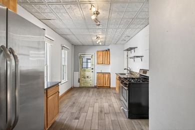 Well cared for triplex in the heart of NE Mpls. Walk to Boom - photo 14