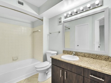 Location, location, location! This spacious and bright - photo 17