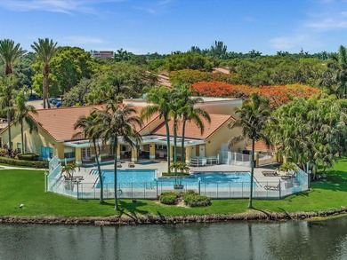 Location, location, location! This spacious and bright - photo 20