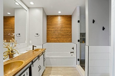 Pristine 3-bedroom, 2-bathroom corner unit. Located just minutes - photo 21