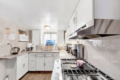 Experience the pinnacle of sophisticated living in this - photo 22