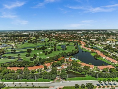 Location, location, location! This spacious and bright - photo 23