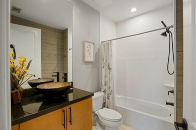 Pristine 3-bedroom, 2-bathroom corner unit. Located just minutes - photo 26