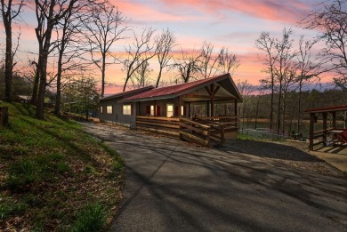 Lake Home Sale Pending in Mammoth Cave, Kentucky