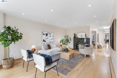 Welcome to the Dorado Penthouse, one of the most compelling - photo 6