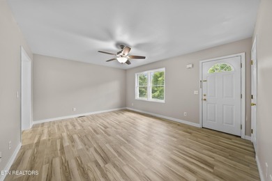 'Boat in the water in under 5 minutes. This move-in-ready - photo 8