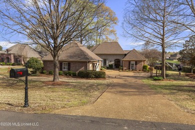 Lake Caroline Home For Sale in Madison Mississippi
