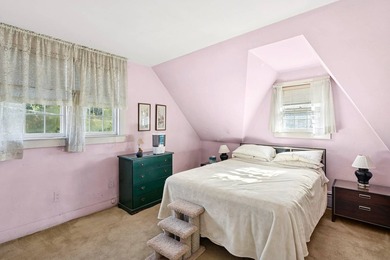 Located in the heart of the Estate Section, 201 Herrick Road - photo 12