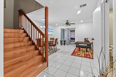 Welcome to The Hamptons! This charming 2-story home offers 3 - photo 13