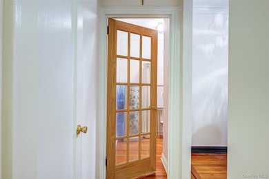 WELCOME TO FOREST HILLS SOUTH. CHARMING STUDIO APARTMENT WITH - photo 14