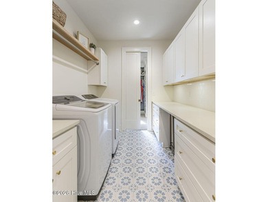 Experience elevated Pinehurst living in this immaculate 2020 - photo 18