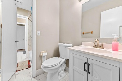 Welcome to The Hamptons! This charming 2-story home offers 3 - photo 18