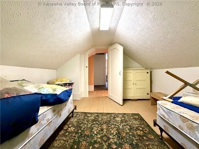 Embrace the ultimate homesteading and outdoor lifestyle with - photo 34