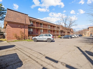 Attractive 21unit apartment complex featuring a mix of 1, 2, and - photo 3