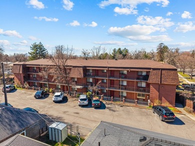 Attractive 21unit apartment complex featuring a mix of 1, 2, and - photo 6