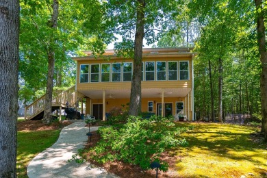 Lewis Smith Lake Home For Sale in Double Springs Alabama