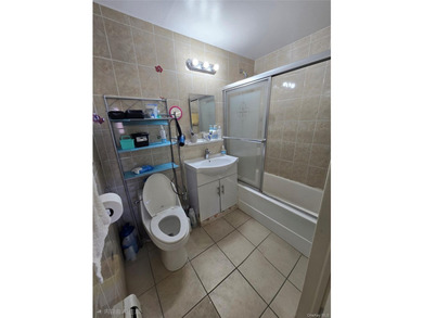 This exceptional condo offers a spacious one-bedroom - photo 16