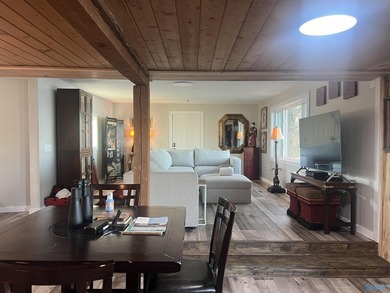 Welcome to scenic Weiss Lake! This beautifully renovated home - photo 19