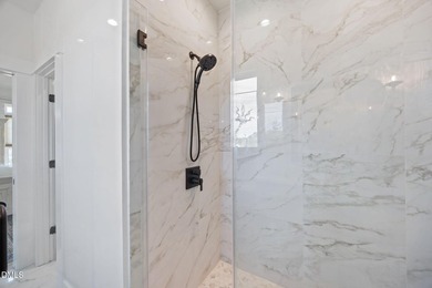 Welcome to your dream coastal retreat. This isn't just a house - photo 21
