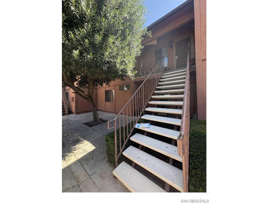 Prime Golden Hill 8-Unit Value Add Opportunity! Well located in - photo 2