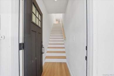 Fully renovated legal 2-family home in the Westchester Square - photo 24