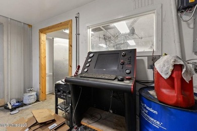 Main Street Machine Building is for Sale. Owner is selling - photo 25