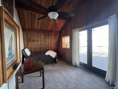 Welcome to scenic Weiss Lake! This beautifully renovated home - photo 27