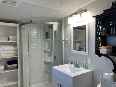 Welcome to scenic Weiss Lake! This beautifully renovated home - photo 32