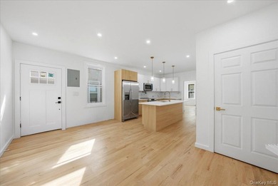 Fully renovated legal 2-family home in the Westchester Square - photo 36