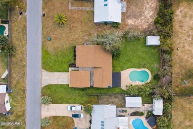 Welcome to this beautifully maintained 3-bedroom, 2-bathroom - photo 48