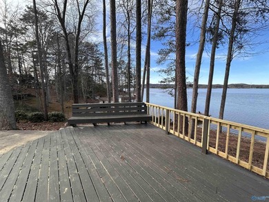 Welcome to scenic Weiss Lake! This beautifully renovated home - photo 48