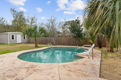Welcome to this beautifully maintained 3-bedroom, 2-bathroom - photo 49