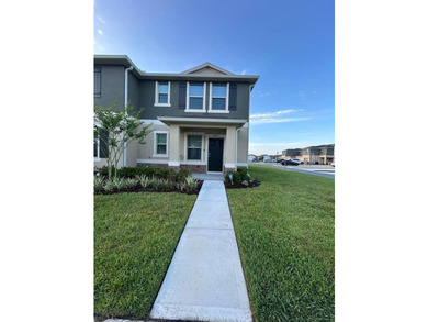 Lake Tohopekaliga Townhome/Townhouse For Sale in Kissimmee Florida