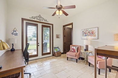 Lovely stand alone German Cottage in Comanche Trace with no - photo 17