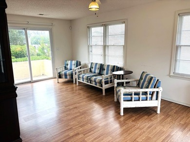 Fantastic classic beach home just a block from the ocean in the - photo 18