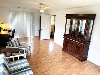 Fantastic classic beach home just a block from the ocean in the - photo 20